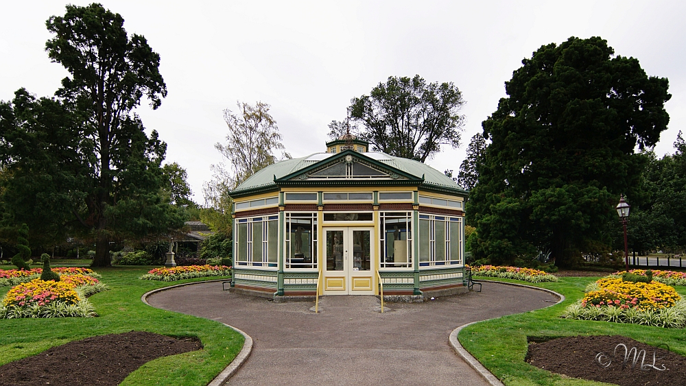 The Stuary Pavilion im botanischen Garten von Ballarat 2019-04-05_185134_DSC05459_SONY_ILCA-77M2.jpg