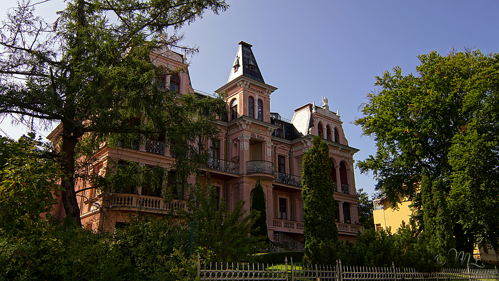 Villa Hinze in der Delbrückstraße 43/44 in Heringsdorf 2021-09-05_154752_DSC07069_SONY_ILCA-77M2.jpg