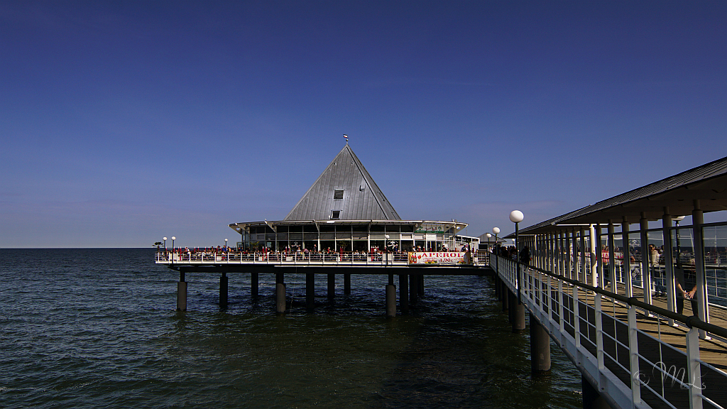 Seebrücke Heringsdorf 2021-09-05_152150_DSC07058_SONY_ILCA-77M2.jpg